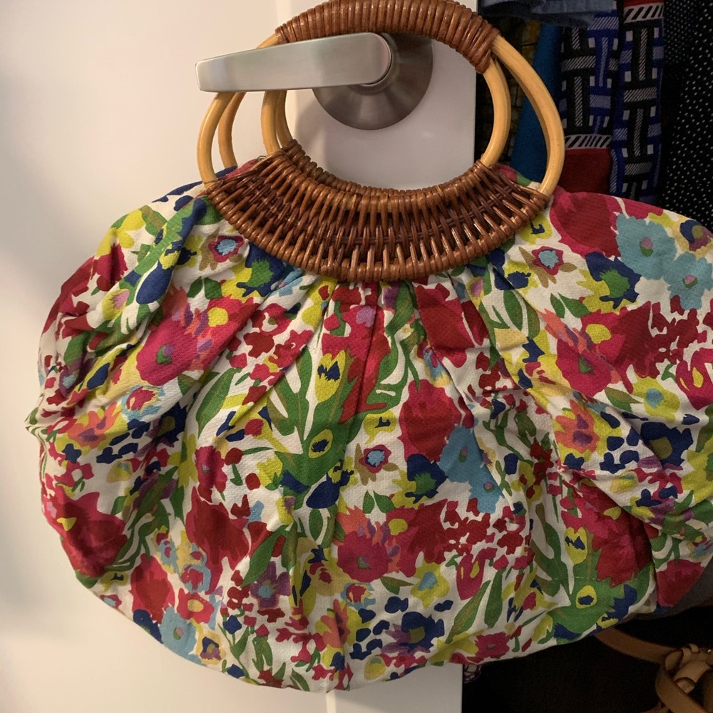 Rattan handle purse